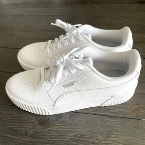 PUMA Women's Carina Sneaker. White. Size 8.5